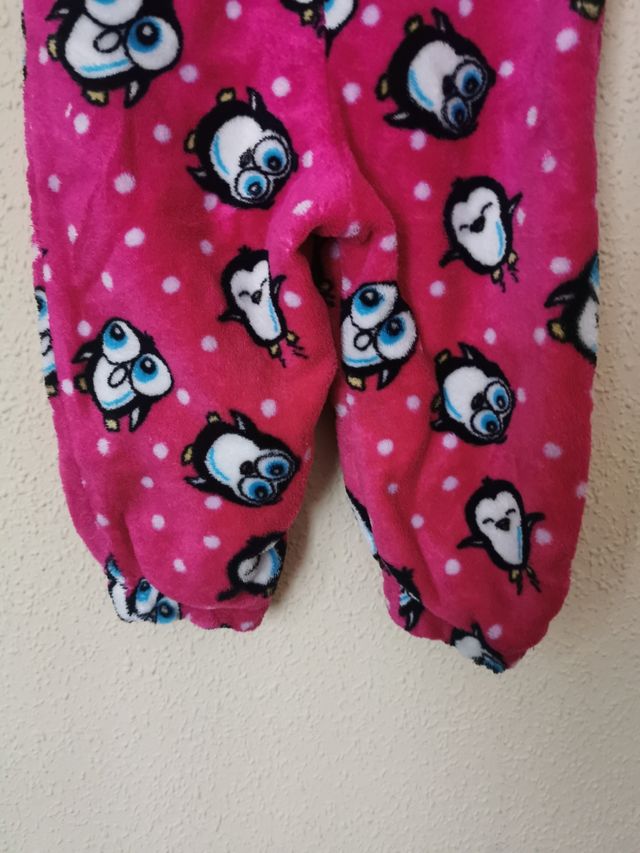 Pijama niña talla 2 años de Tisaia.