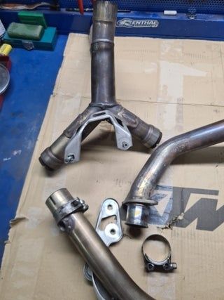 tramos colectores ducati monster 696