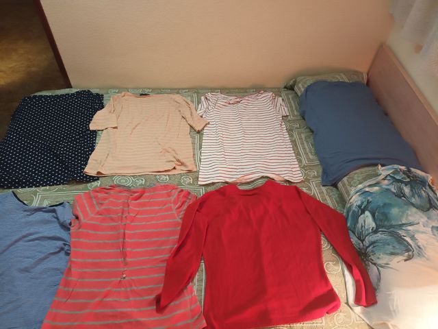 Lote d Camisetas d chica bonitas y cómodos. M/L