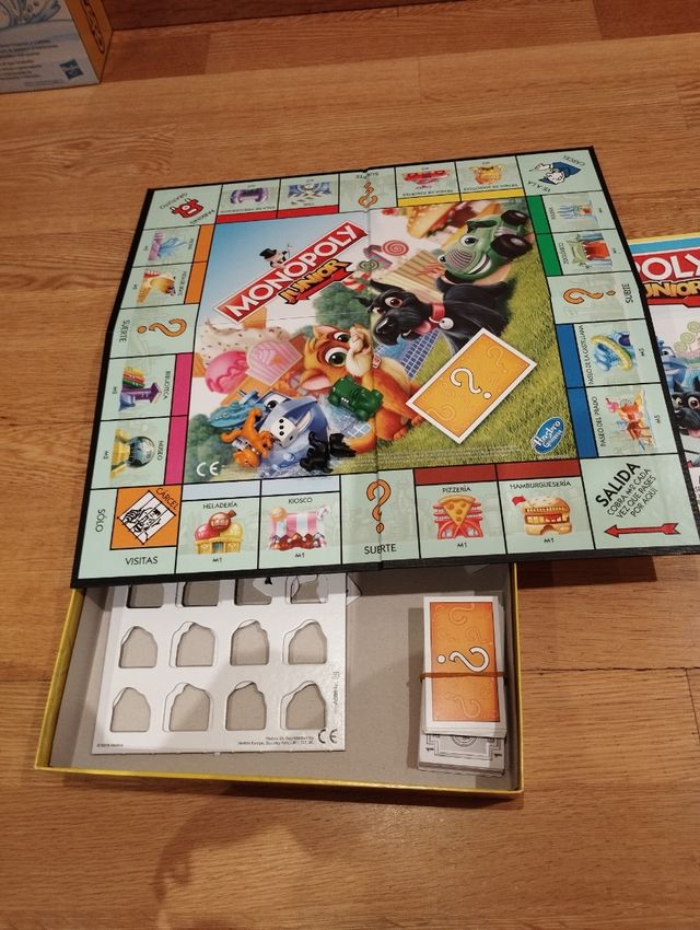 Monopoly Junior.