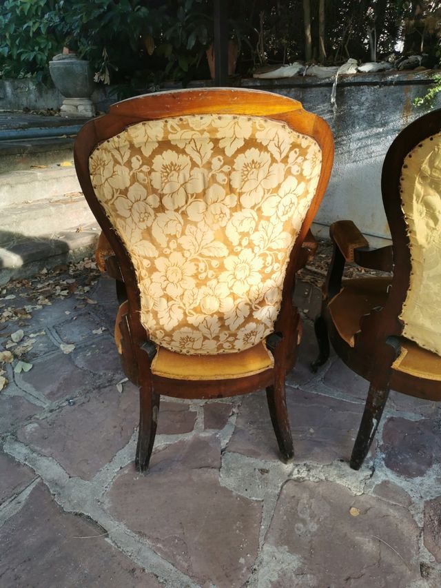 PAREJA DE SILLONES ISABELINOS A RESTAURAR S. XIX