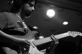 Clases de guitarra, solfeo y armonía - Online