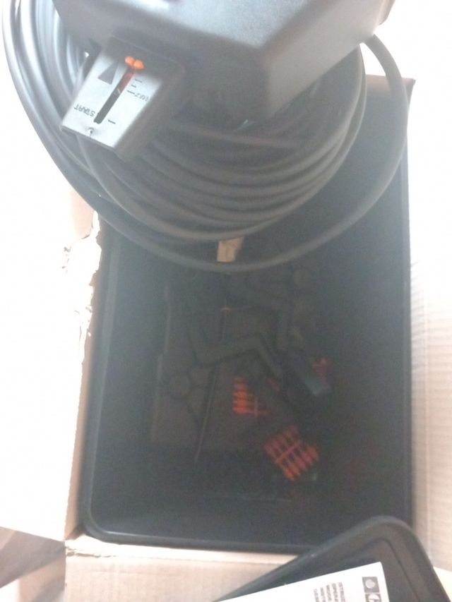 Sistema di irrigazione autonomo goccia a goccia