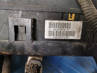 CAJA RELEX-FUSIBLES JEEP GRAN CHEROKEE