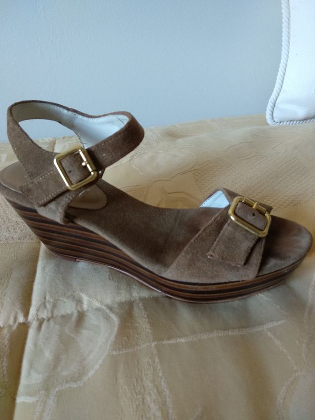 Sandalias de cuña Bimba & Lola