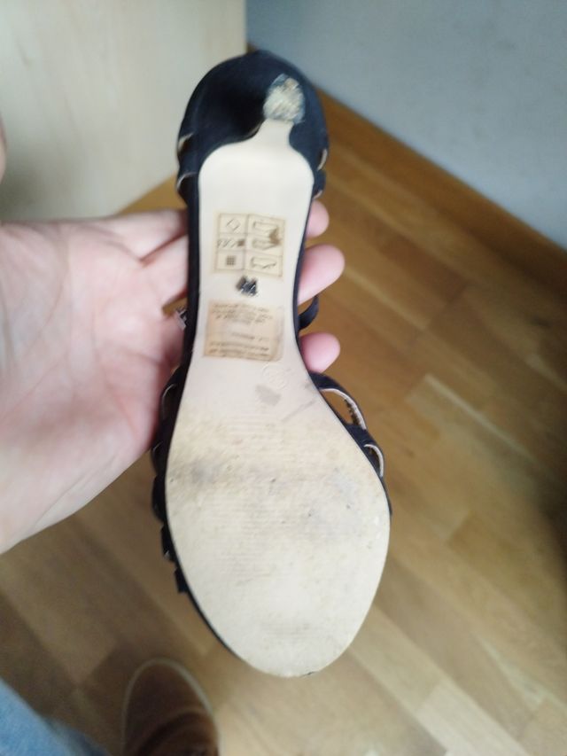 sandalias celebración