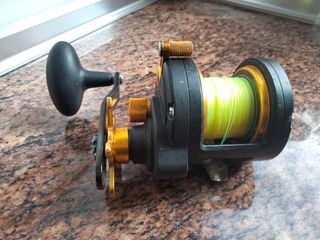 Carrete de pesca PEEN FATHOM 25 super Rápido 