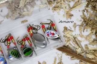 10 Amostras/Iscas Artificial/Spinner para Pesca