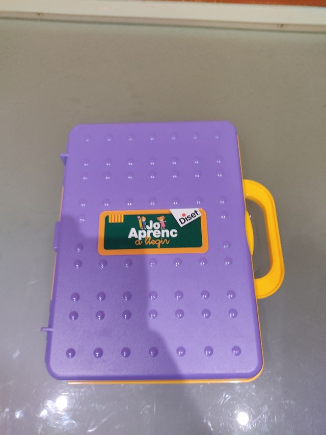 libro para aprender palabras, escribir, ect