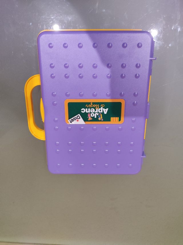 libro para aprender palabras, escribir, ect