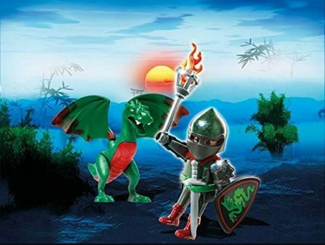 *Playmobil Caballero y Dragón (6836)