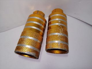 Clavijas BMX Gold pro.