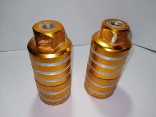 Clavijas BMX Gold pro.