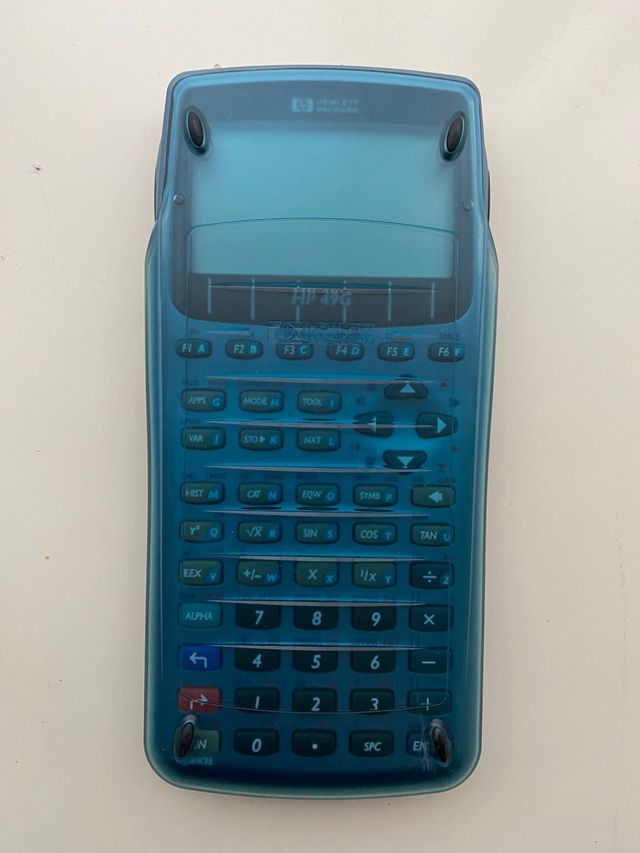 Calculadora gráfica HP 49G con embalaje original