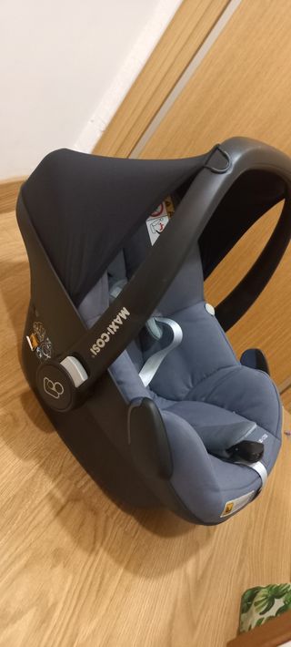 Cochecito Zelia 2 Maxicosi + Silla coche Pebble