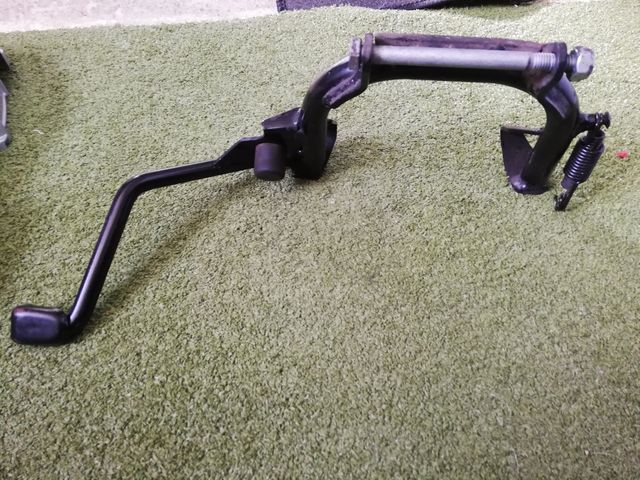 Caballete central vespa primavera 