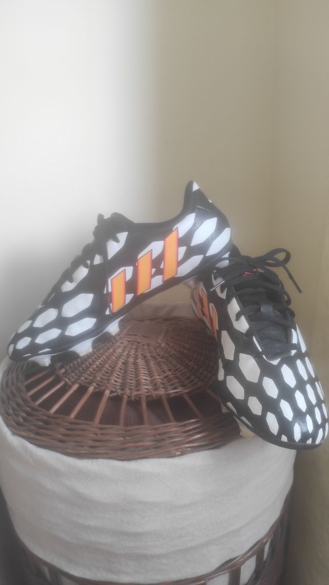 Zapatillas fútbol Predito 14