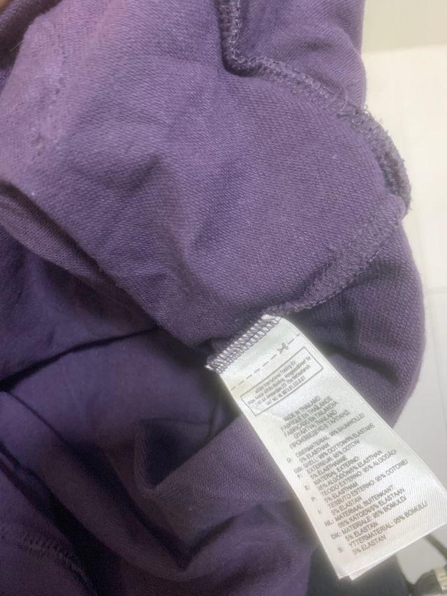 Sudadera Adidas morada , talla 40 sin estrenar