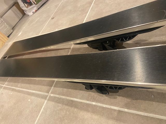 Esquis Rosignol pmc 2000  de 162 cm