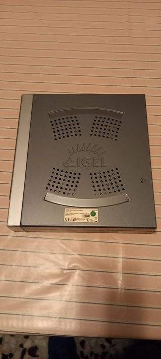 ordenador mini IGEL 