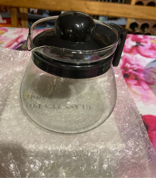 Tetera de vidrio