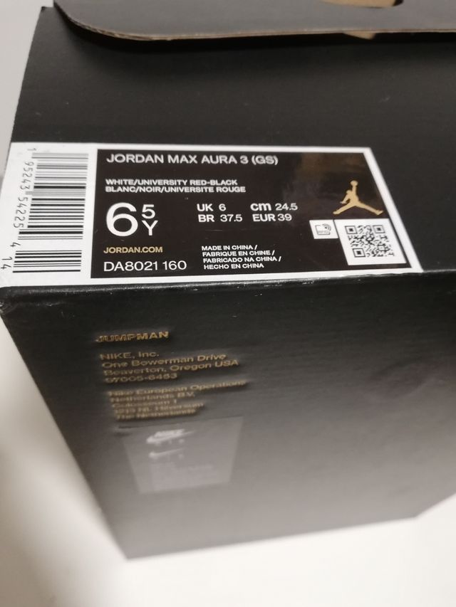 Air Jordan Max Aura 3