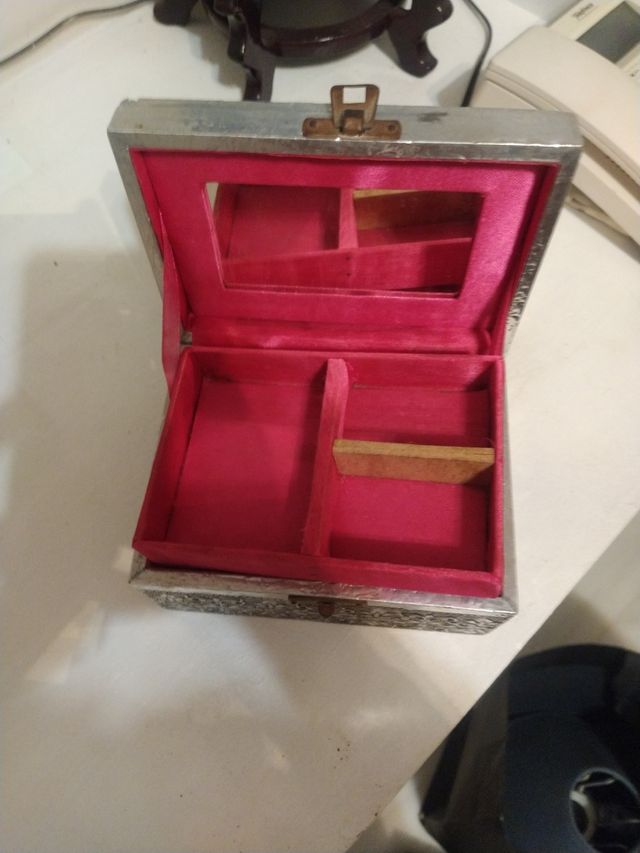 #Joyero o caja para decorar.