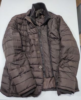 CHAQUETA ACOLCHADA MARRÓN