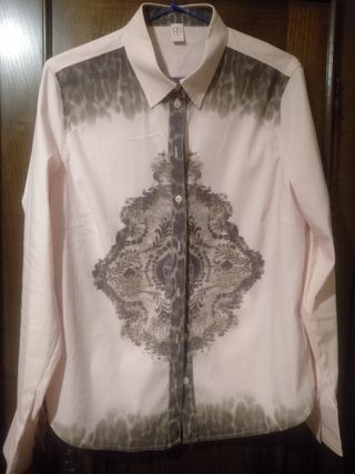 elegante blusa color rosa claro 