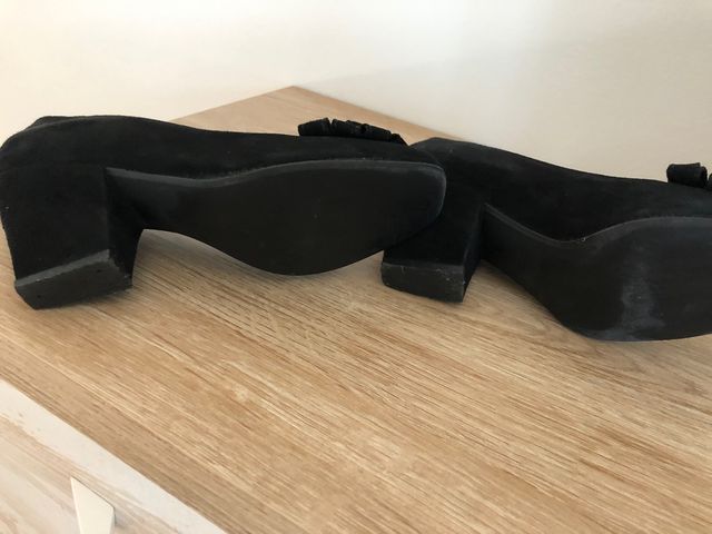 Zapatos de ante negro