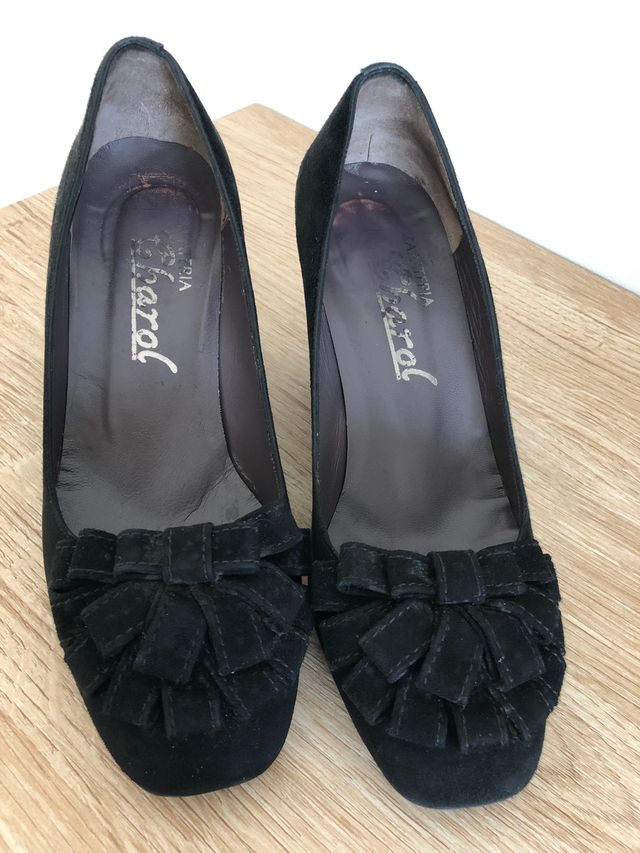 Zapatos de ante negro