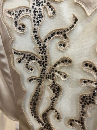 Vestido de fiesta pedrería dos piezas