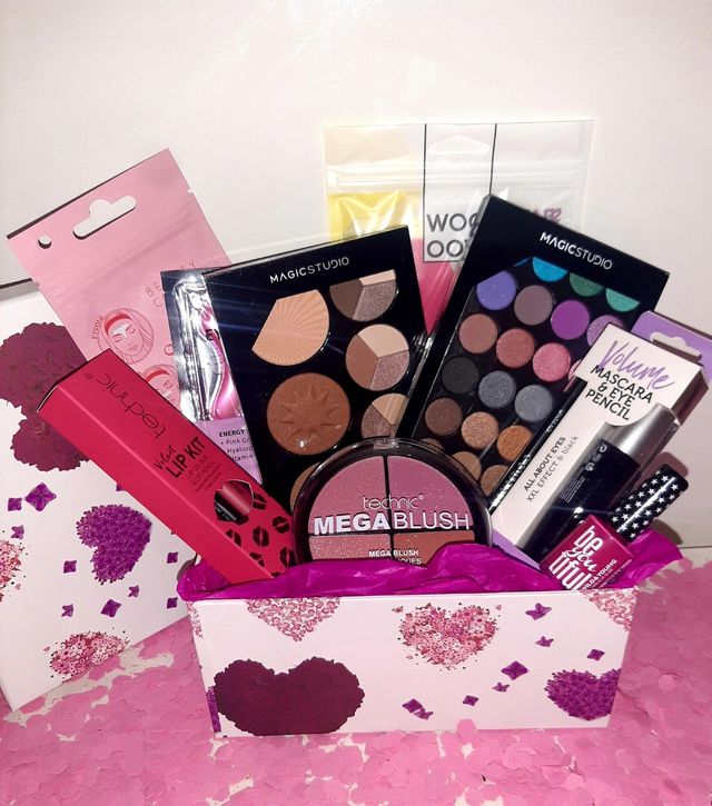 Cajas de maquillaje y cosméticos