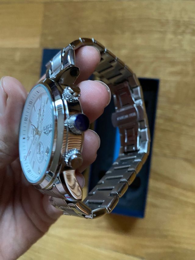 Reloj Lige Metálico