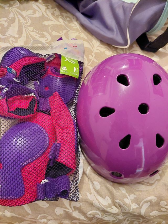 casco y protección para patinaje