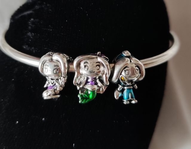 Oferta! pulsera y charm princesa Disney
