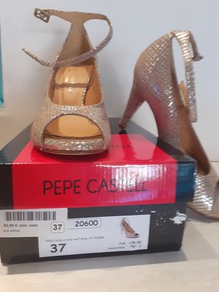 Zapatos de fiesta Dorados T. 37