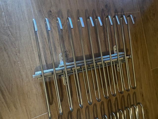 Pantaloneros extraibles de armario