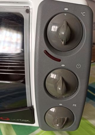 Horno Delonghi