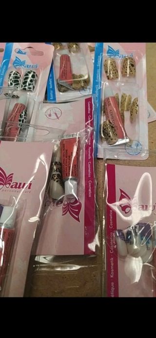 Lote 700 paq. decoración manicura