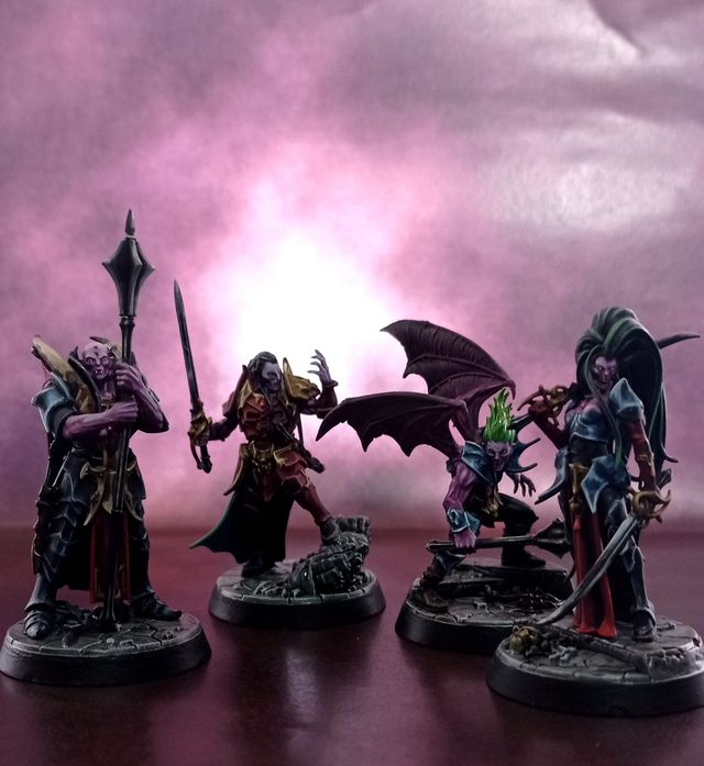 crimson count warhammer - La corte carmesi