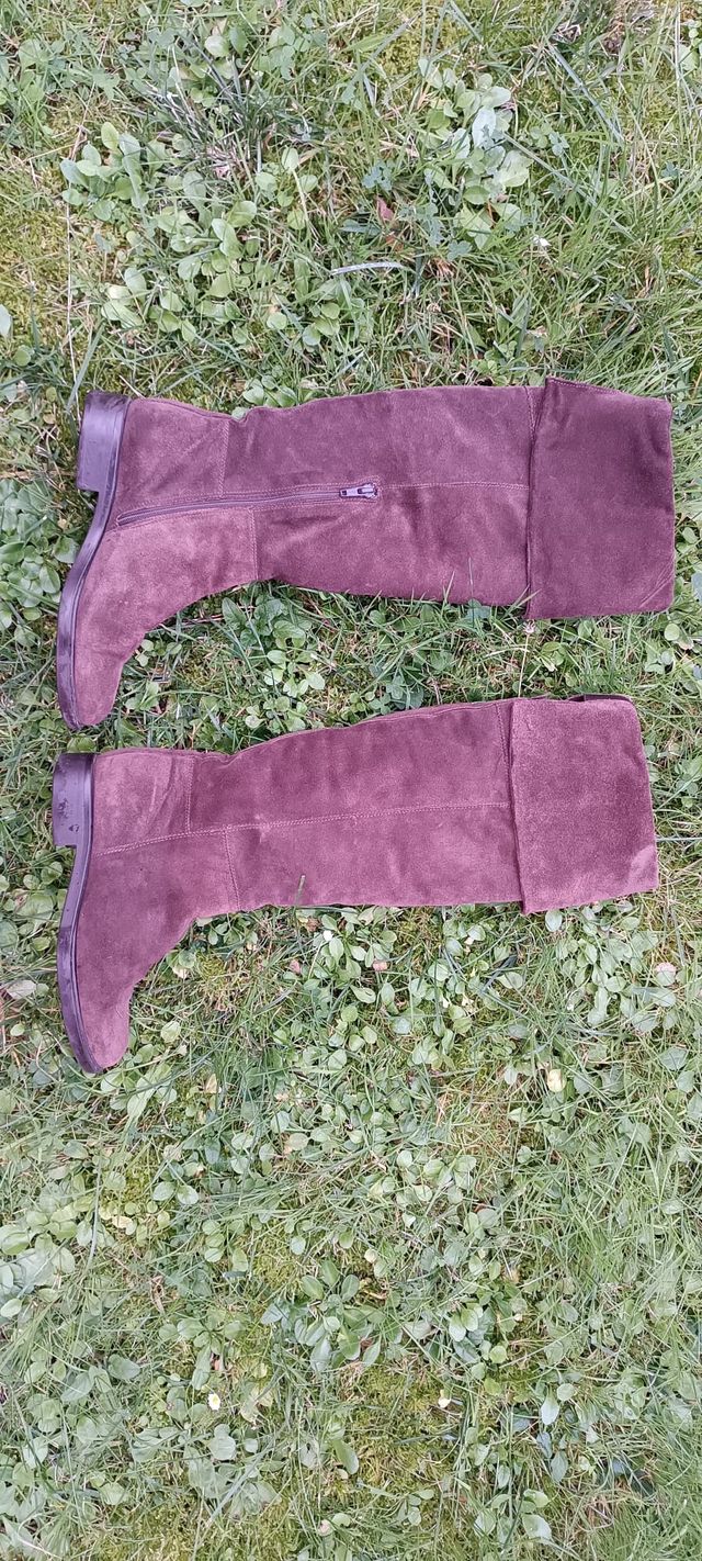 Botas de ante marrones