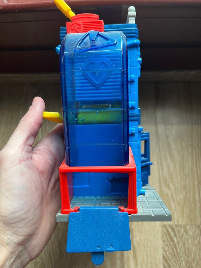 Comisaria policía súper zings