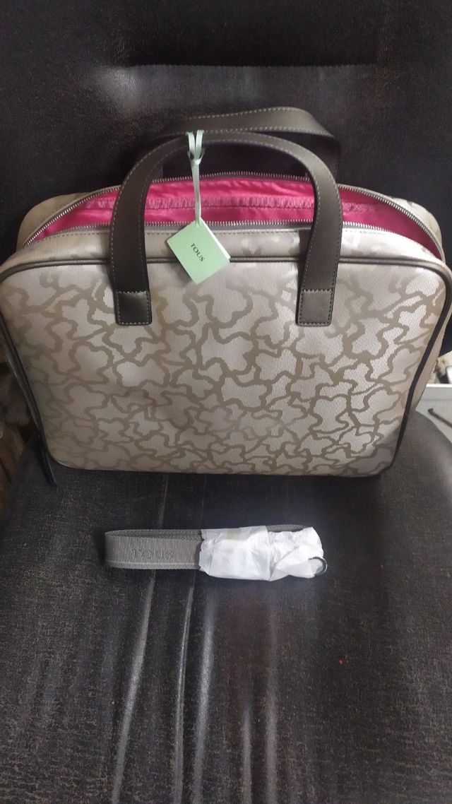 Maletín portatil TOUS