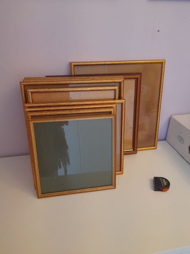 6 cornici di diverse dimensioni