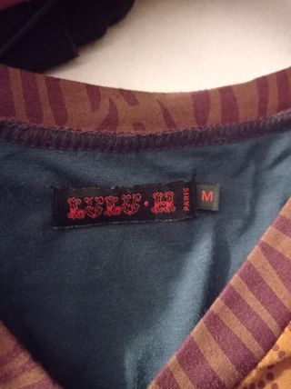 camiseta tipo desigual