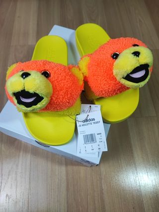 Jeremy Scott adilette teddy nuevas 