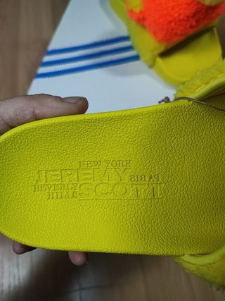 Jeremy Scott adilette teddy nuevas 