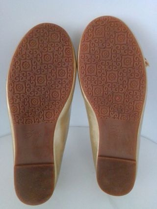 Bailarinas doradas Zara 