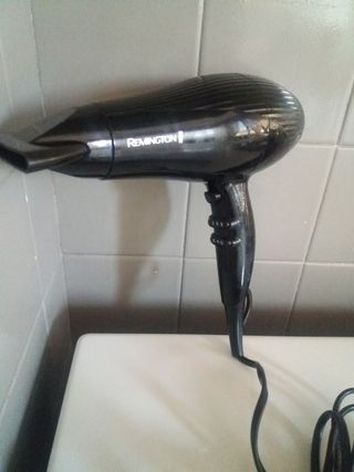 secador de pelo Remington